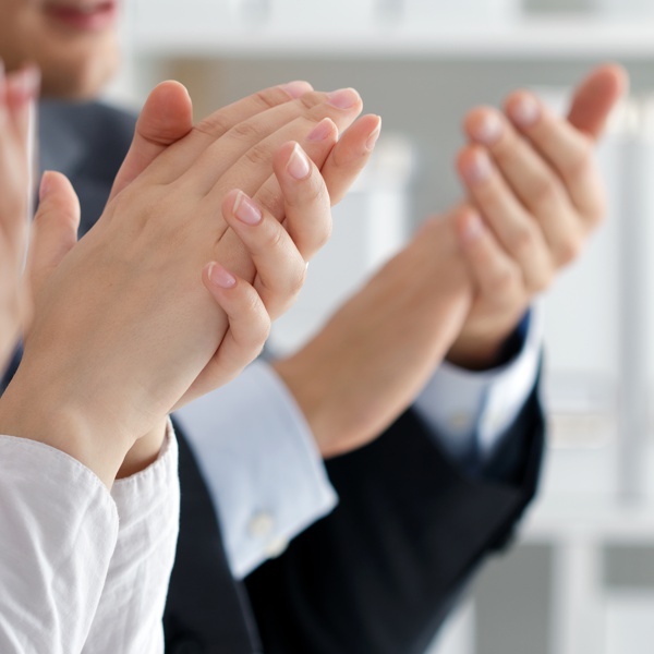 Team Building en tus Viajes de Incentivo y Paseos Corporativos para empoderar tus colaboradores como
recompensa y gratitud por los excelentes resultados con el aval de Ernesto Yturralde Worldwide Inc. LATAM |
Acompañamiento para reconocer el buen trabajo